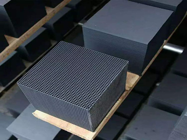 ����̿�ڴ����Ⱦ�����еđ�(y��ng)��