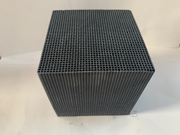 ��C����̿�Ǵ�׵ĺ�߀��С�׵ĺ���